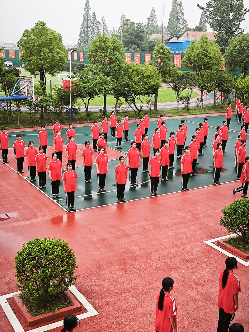 中学生叛逆，父母如何避免冲突升级又能管教有效？